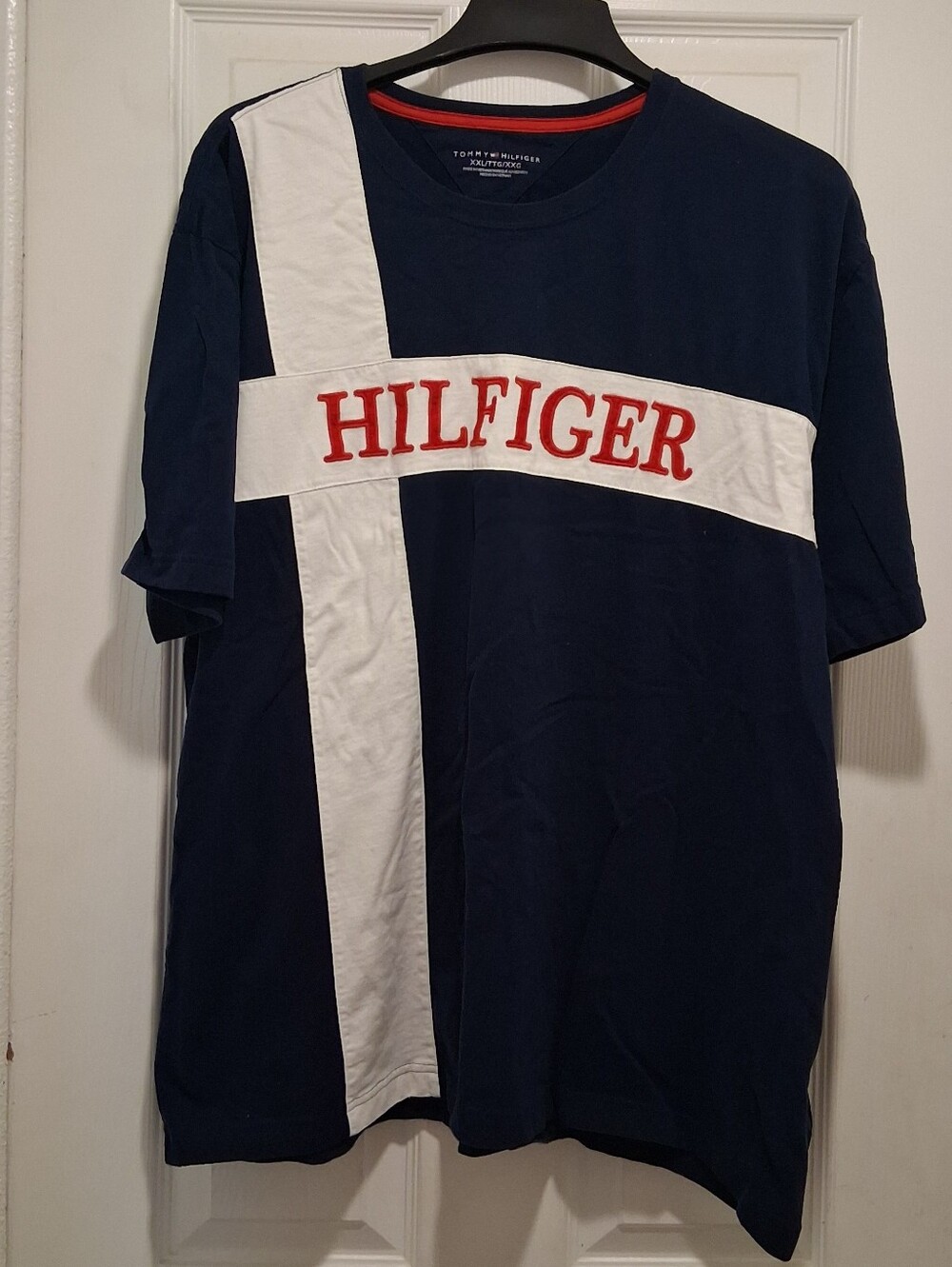 Tommy Hilfiger Navy T‑Shirt with Embroidered Logo